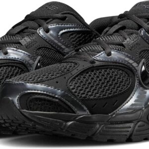 Nike Men’s V5 Runner Sneaker