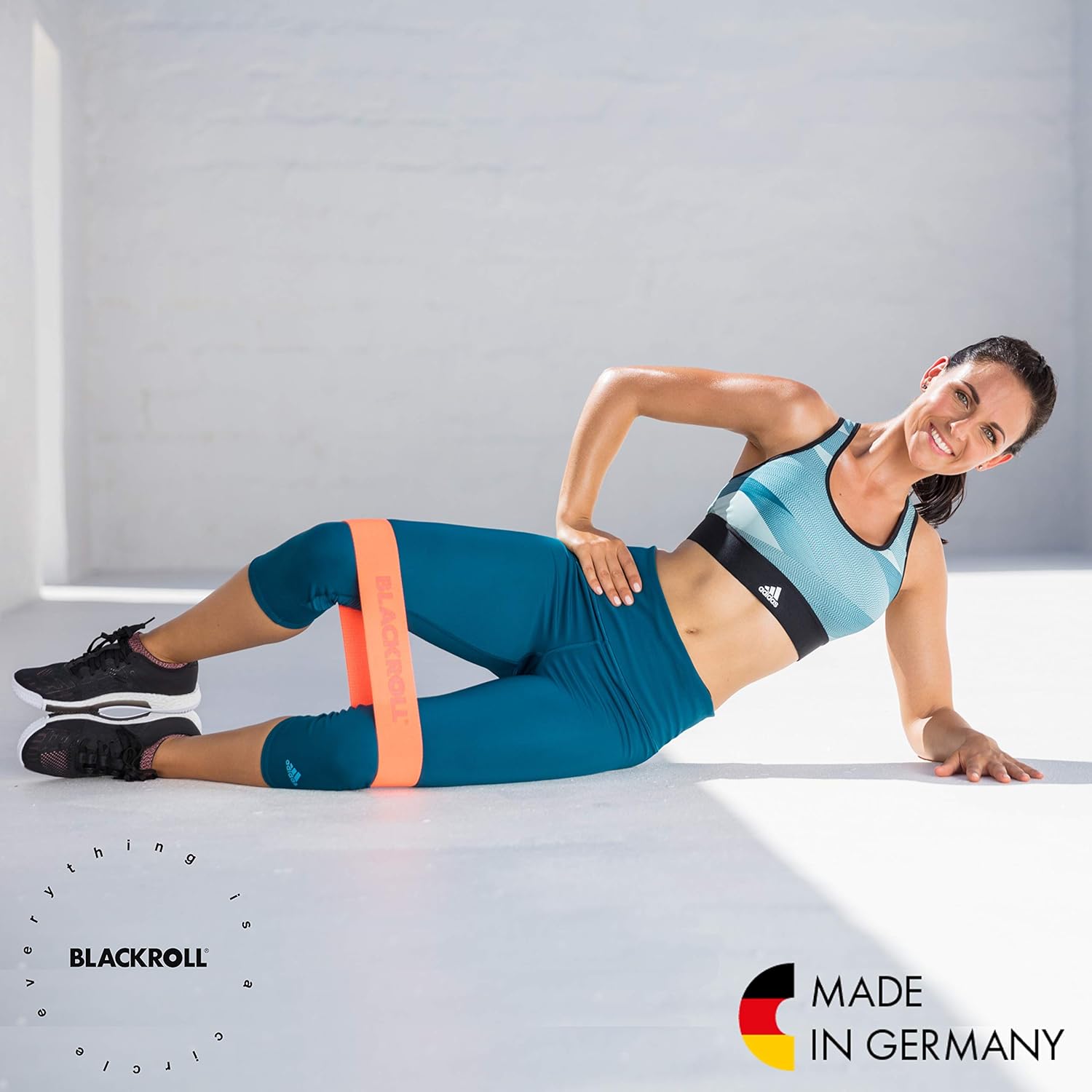 BLACKROLL® Loop Band (32 cm) | Resistance Band for Exercises Fitness and Training | Elastic Fabric Comfortable on The Skin | Home, Gym, Office, Park | Made in Germany - Image 9