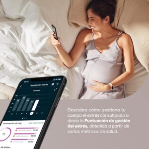 Fitbit Luxe Fitness and Wellness Tracker with Stress Management, Sleep Tracking and 24/7 Heart Rate, One Size S L Bands Included, Lunar White/Soft Gold Stainless Steel, 1 Count (Renewed)